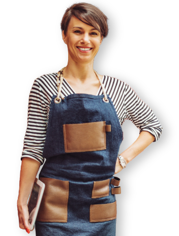 Cameriera sorridente con tablet in mano