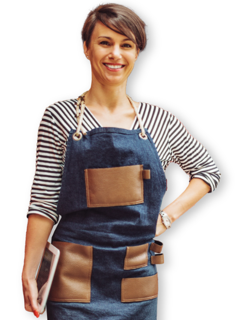 Cameriera sorridente con tablet in mano